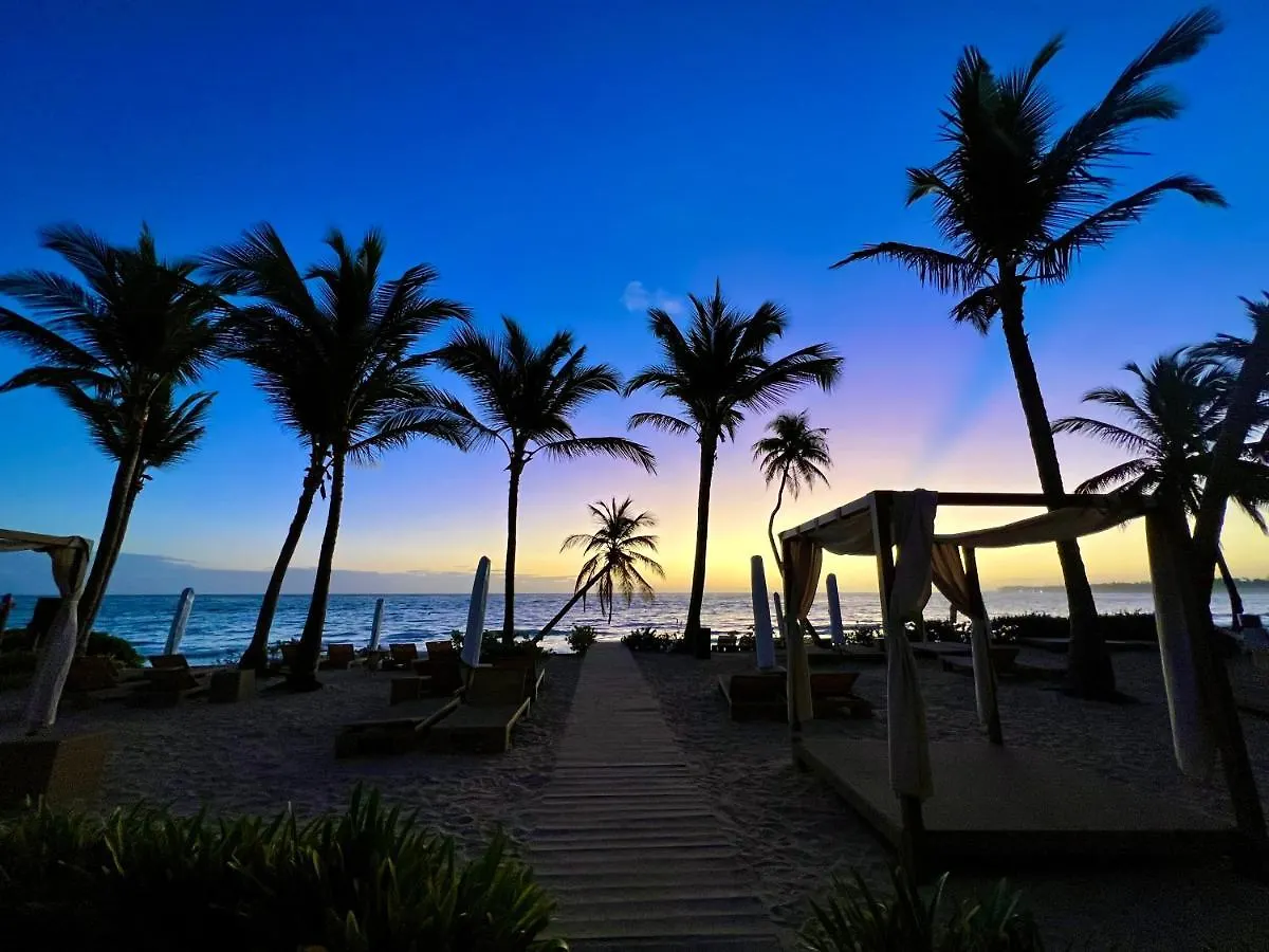 Vik Hotel Cayena Beach All Inclusive Punta Cana Feriested